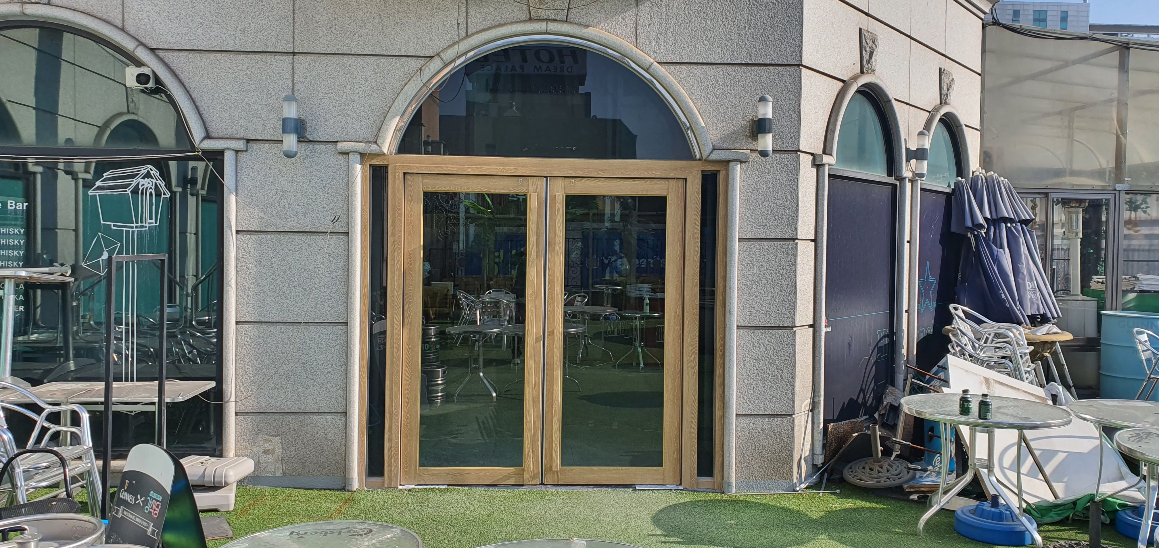 수원 카페 양개세이프 도어