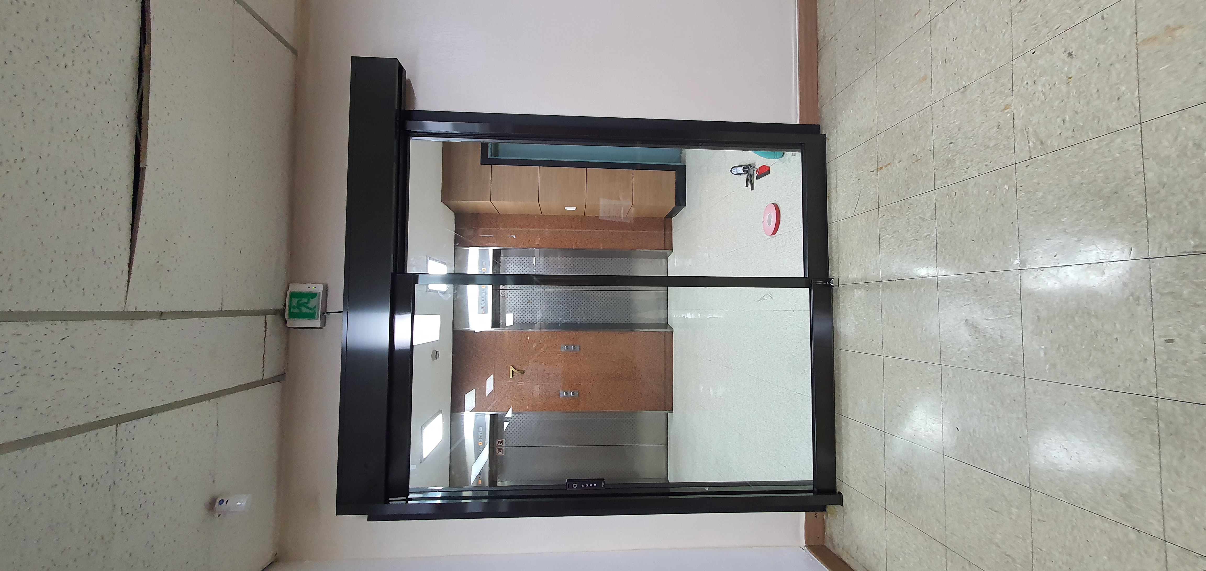 강남 사무실 블랙스텐 자동문