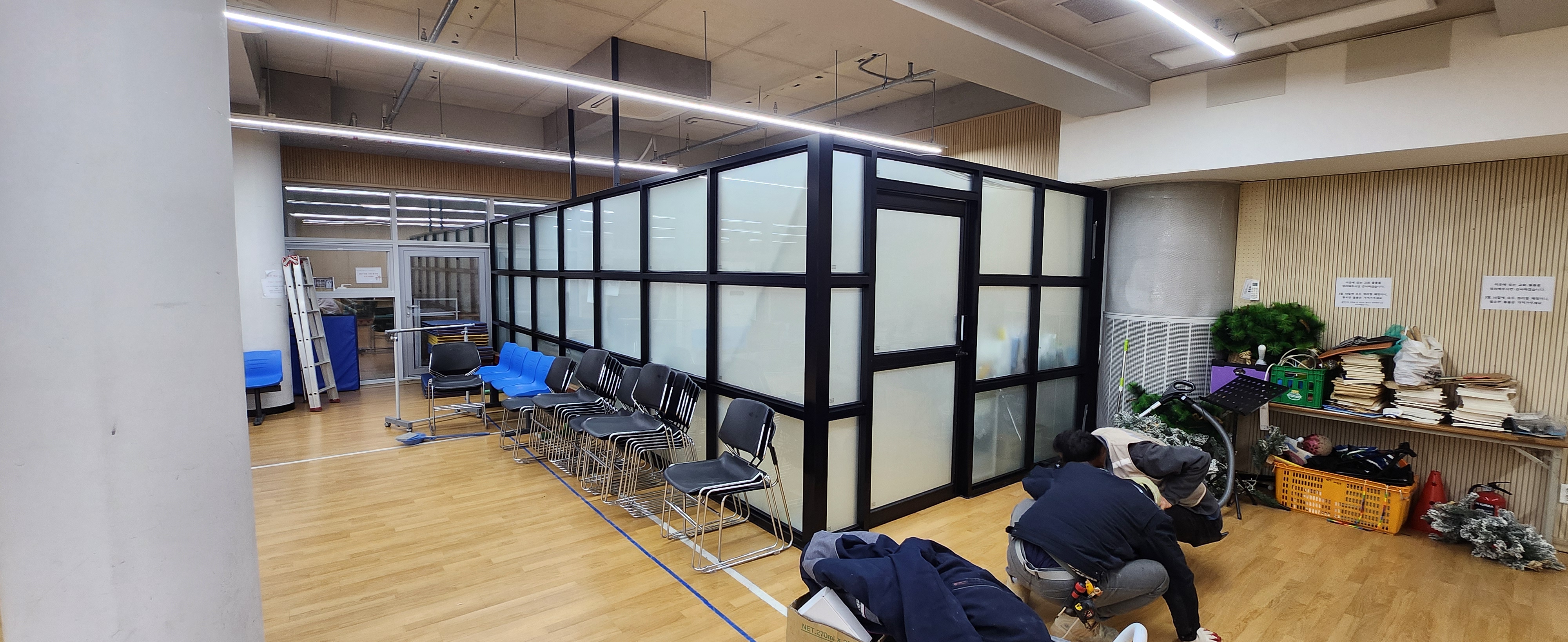 강남 밀알학교 블랙알미늄 파티션