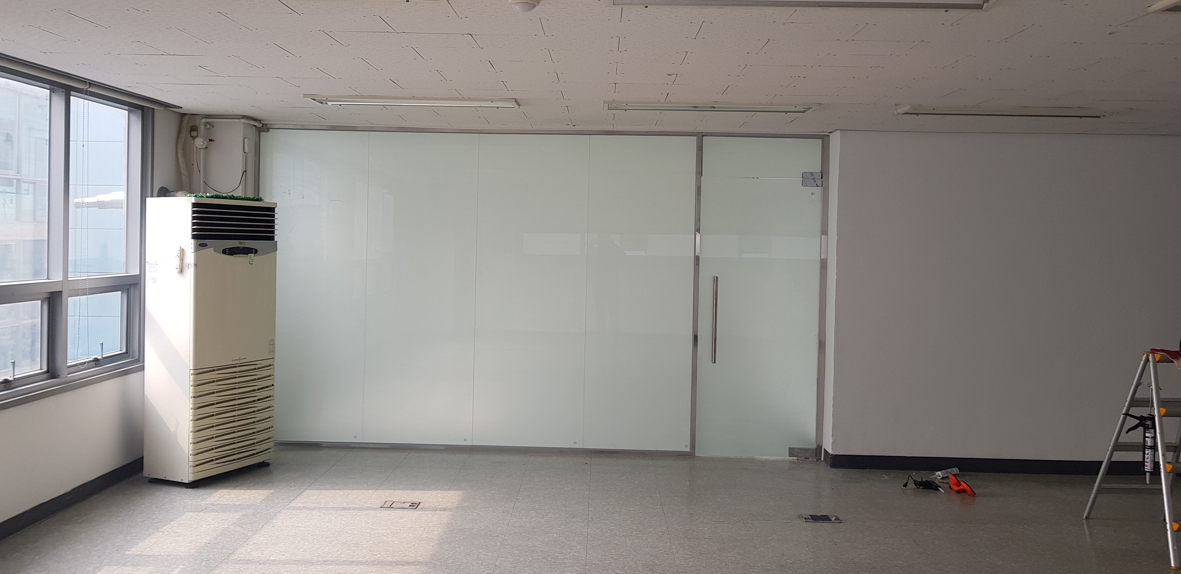 역삼동 사무실 불투명유리파티션