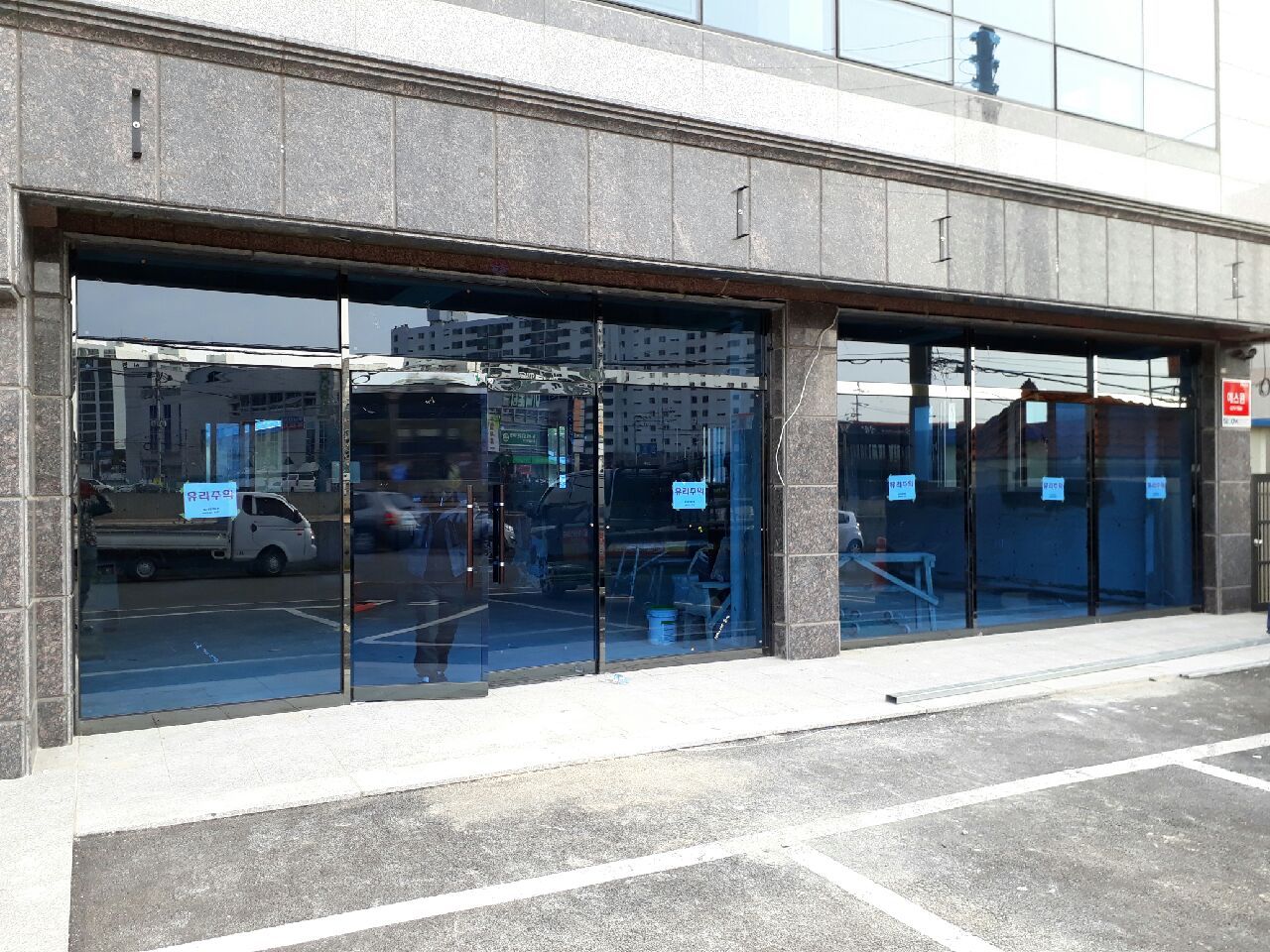 시흥 신축 빌딩 상가 양개강화도어